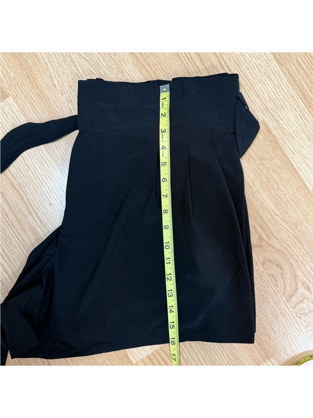 Athleta Skyline Short II 18 Black Paperbag Waist Athleisure Shorts - Picture 8 of 10